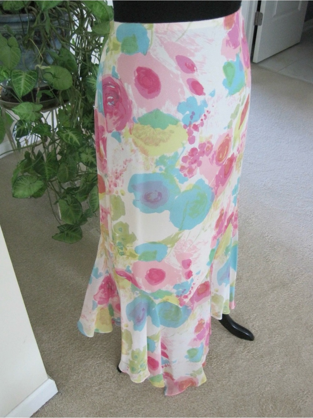 Dana Buchman silk lined skirt asymmetrical size 12 pink green watercolor $335 - Picture 15 of 16